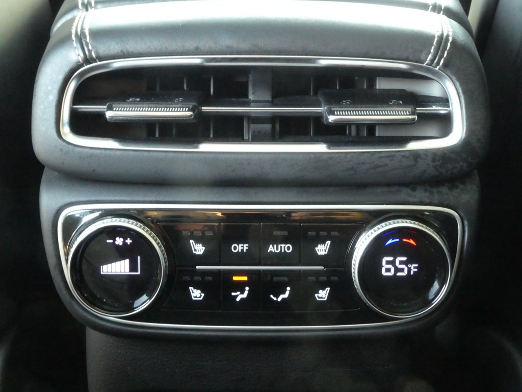 2022 Genesis GV80 Image 38