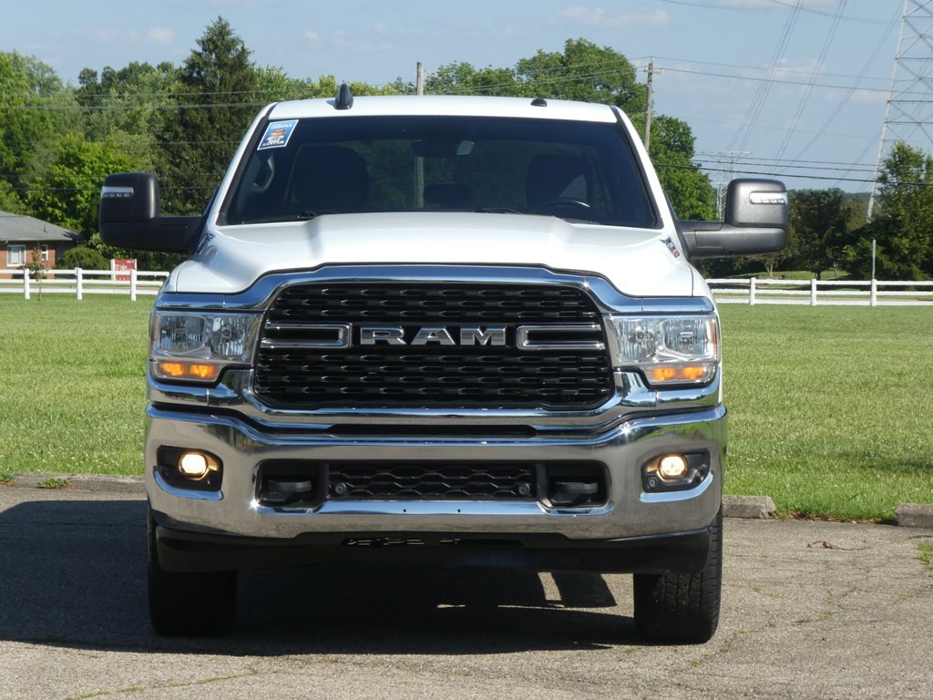2024 RAM 2500 Image 2