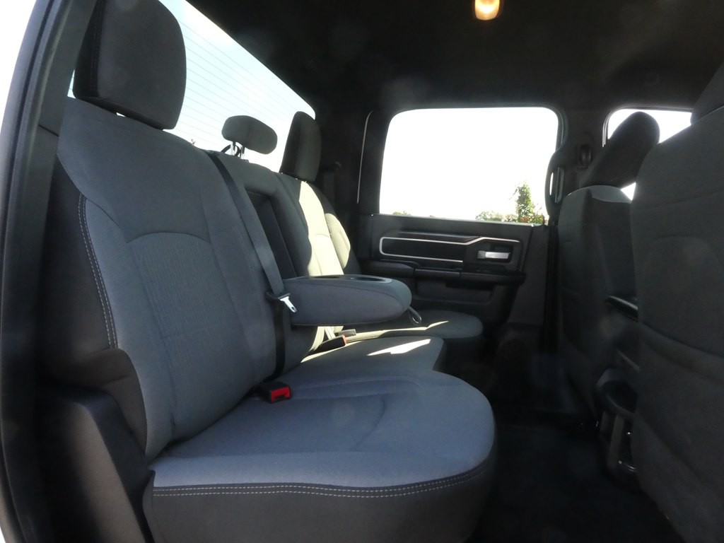 2024 RAM 2500 Image 17