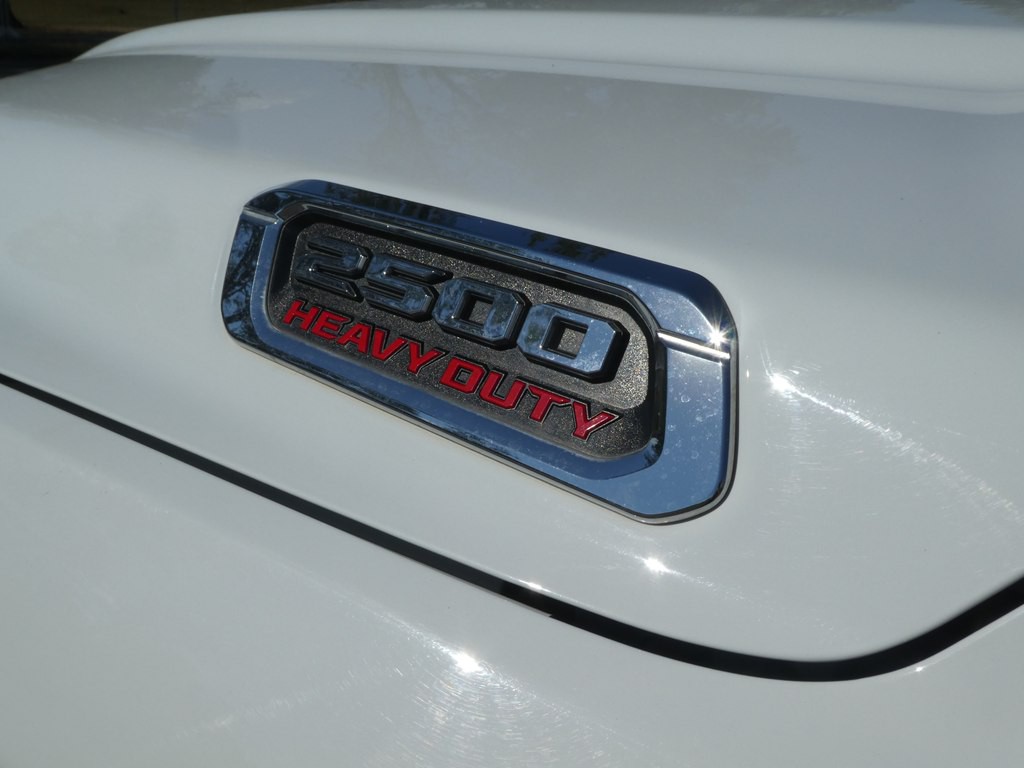 2024 RAM 2500 Image 32