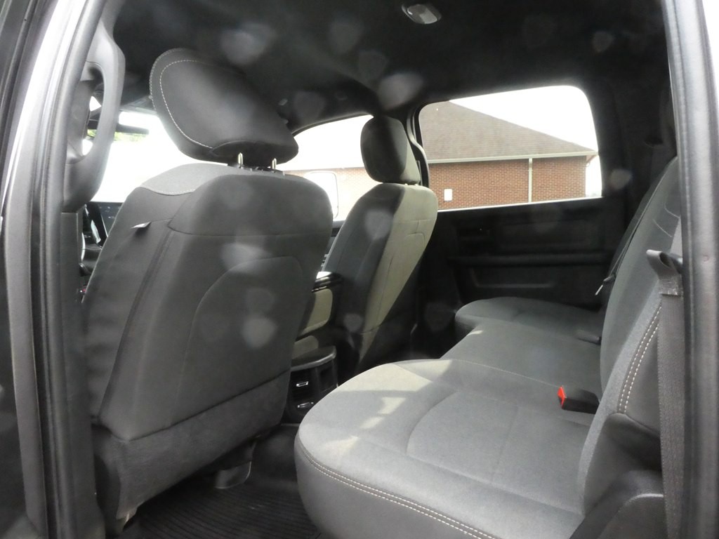 2022 RAM 3500 Image 13