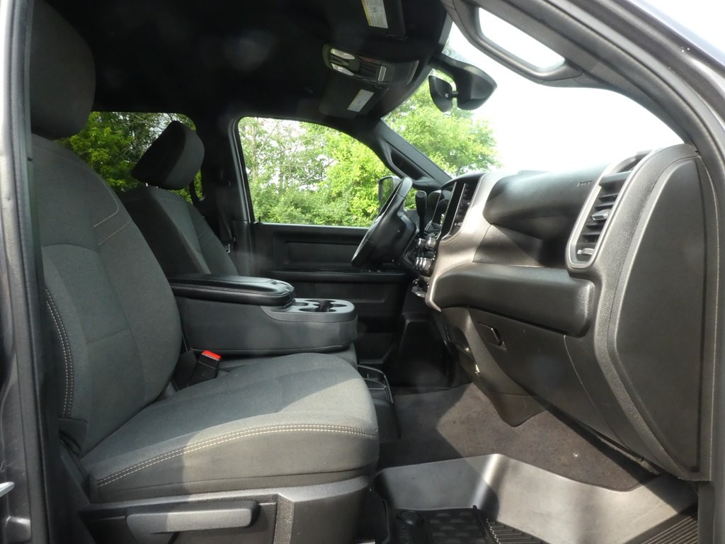 2022 RAM 3500 Image 16