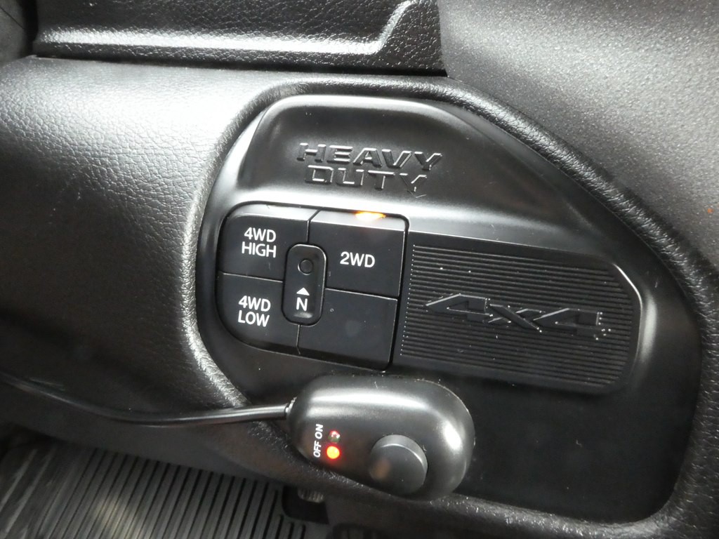 2022 RAM 3500 Image 21