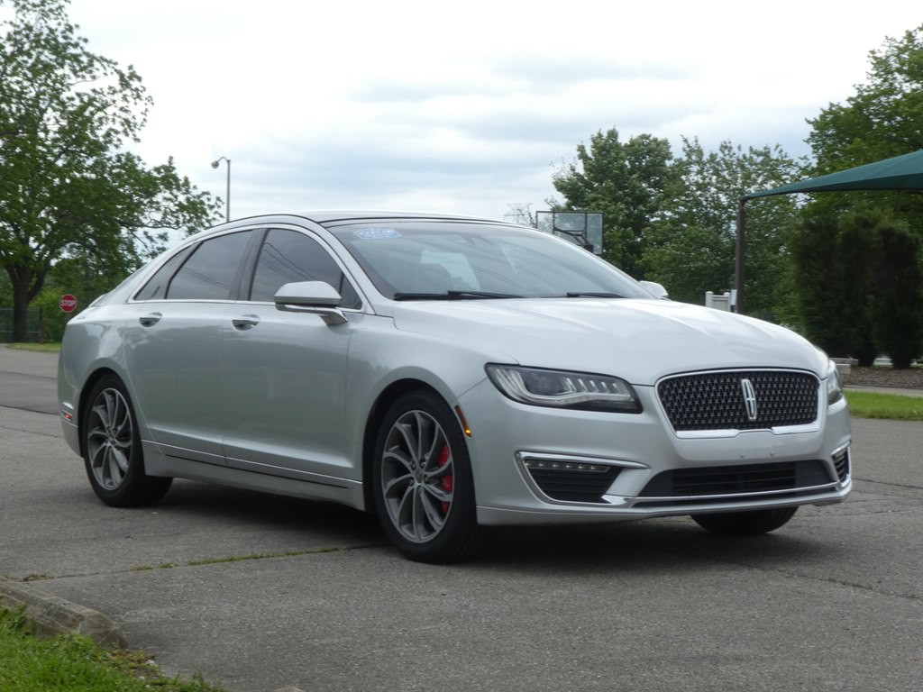 2017 Lincoln MKZ Image 4
