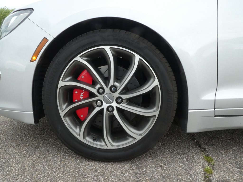 2017 Lincoln MKZ Image 34