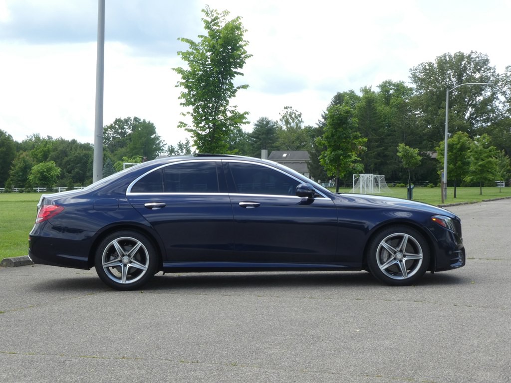 2017 Mercedes-Benz E-Class Image 5