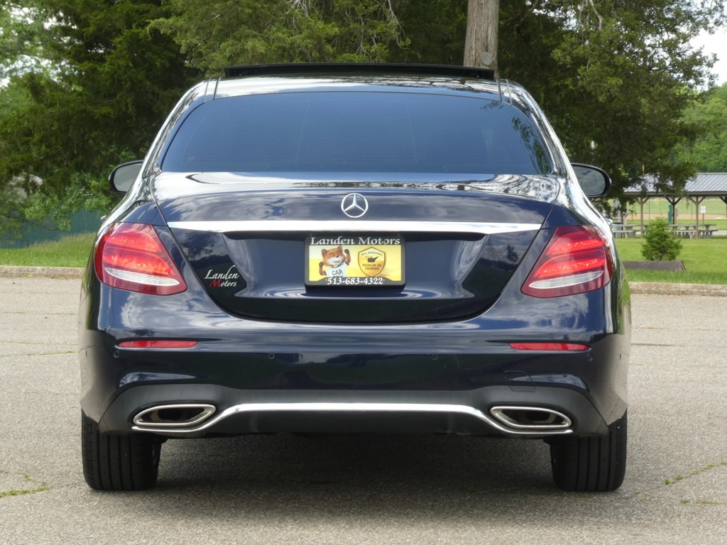 2017 Mercedes-Benz E-Class Image 7