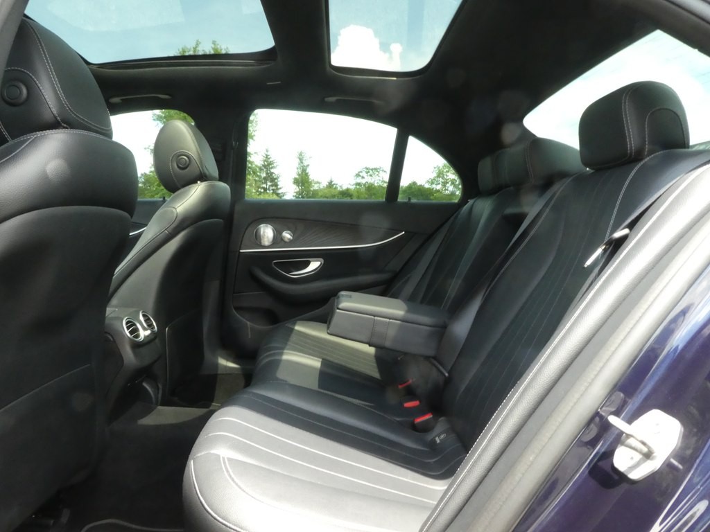 2017 Mercedes-Benz E-Class Image 16