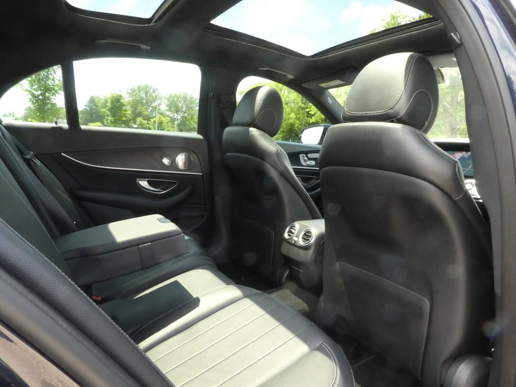 2017 Mercedes-Benz E-Class Image 19