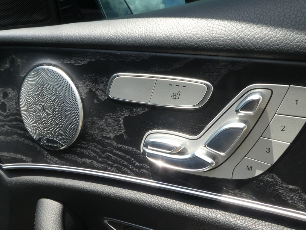 2017 Mercedes-Benz E-Class Image 22
