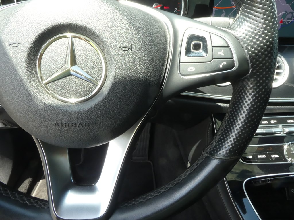 2017 Mercedes-Benz E-Class Image 25