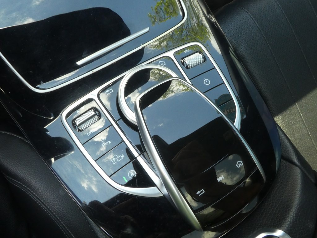 2017 Mercedes-Benz E-Class Image 29