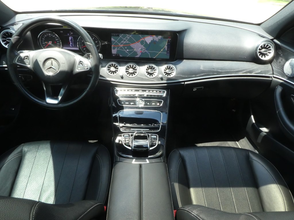 2017 Mercedes-Benz E-Class Image 32