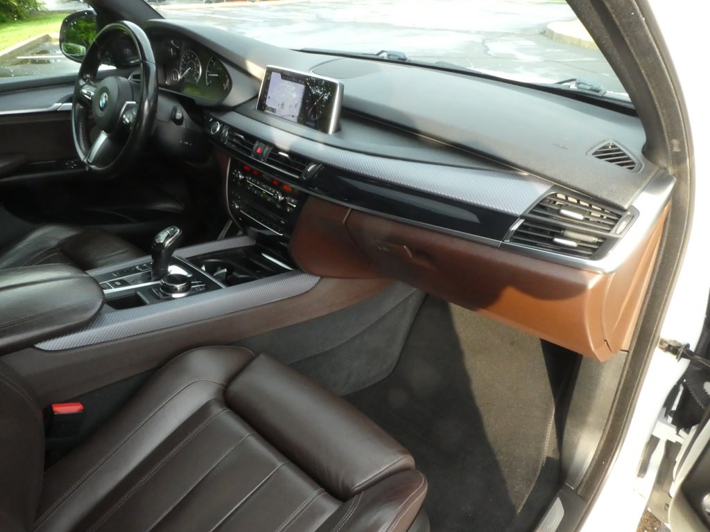 2017 BMW X5 Image 20