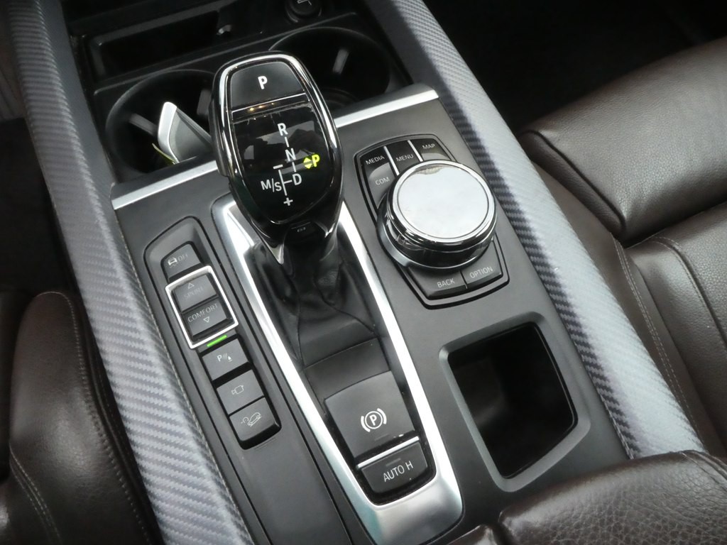 2017 BMW X5 Image 30