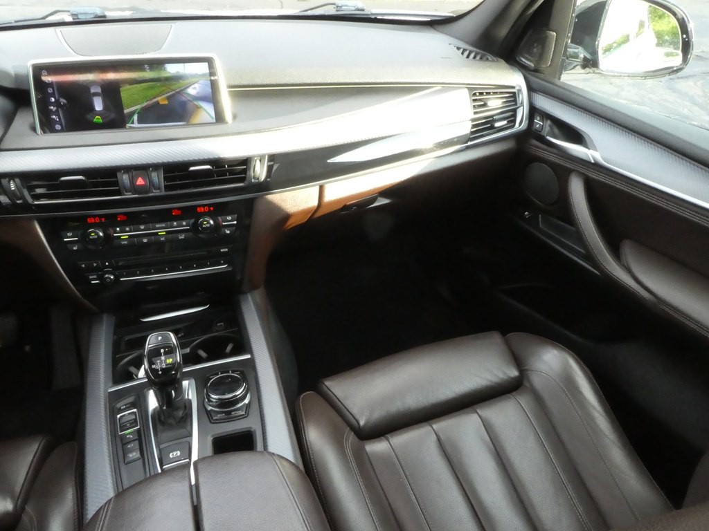 2017 BMW X5 Image 33