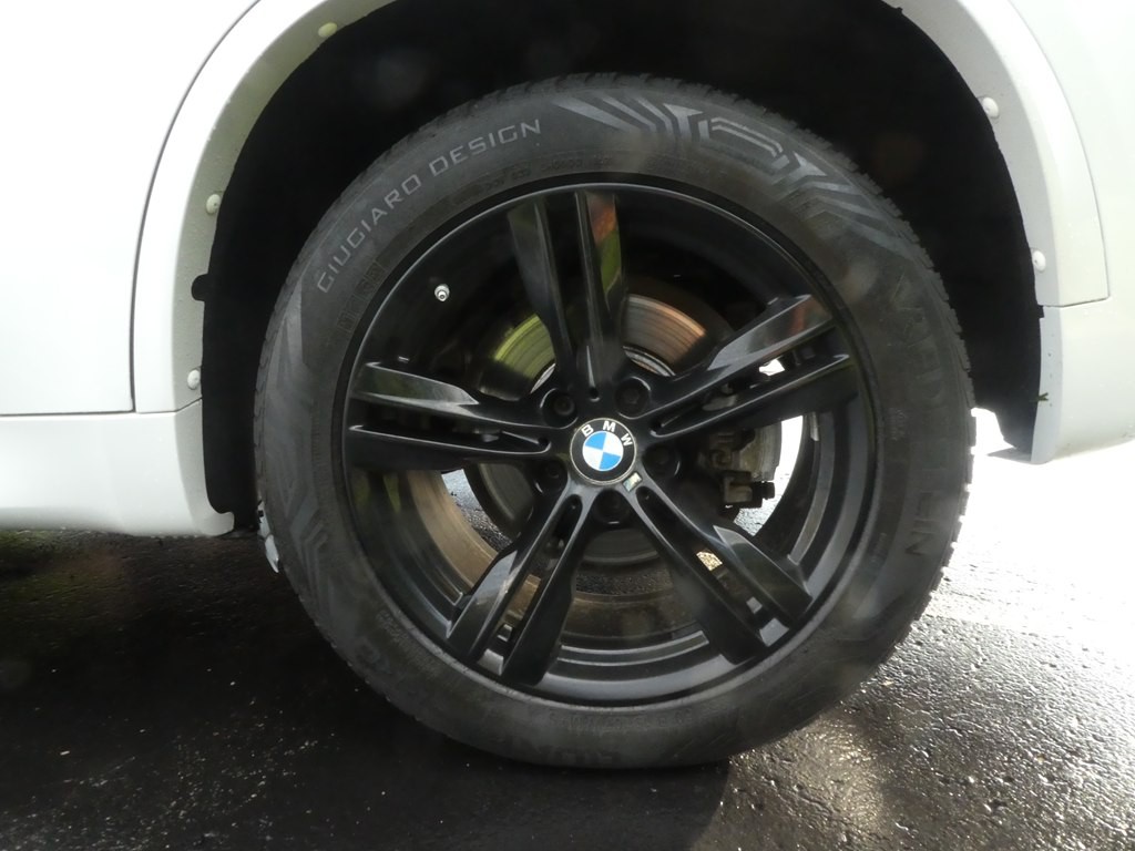 2017 BMW X5 Image 39