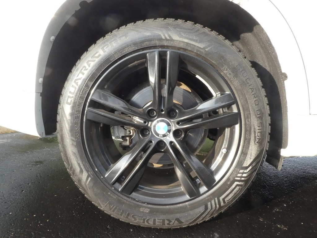 2017 BMW X5 Image 40
