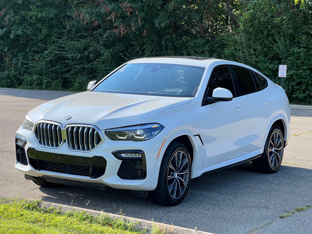 2020 BMW 5 Series Image 9