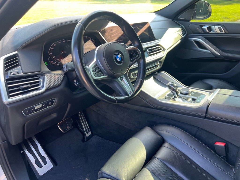 2020 BMW 5 Series Image 10