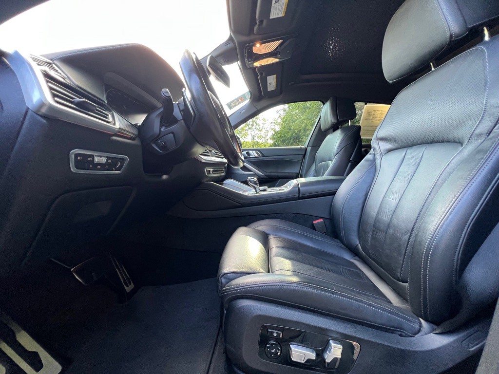 2020 BMW 5 Series Image 12