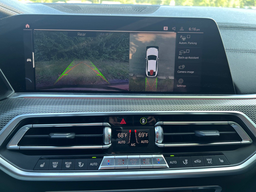 2020 BMW 5 Series Image 32
