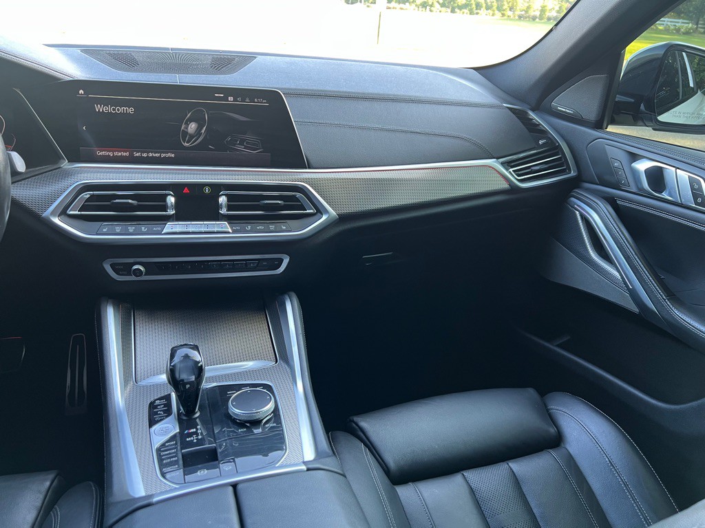 2020 BMW 5 Series Image 34