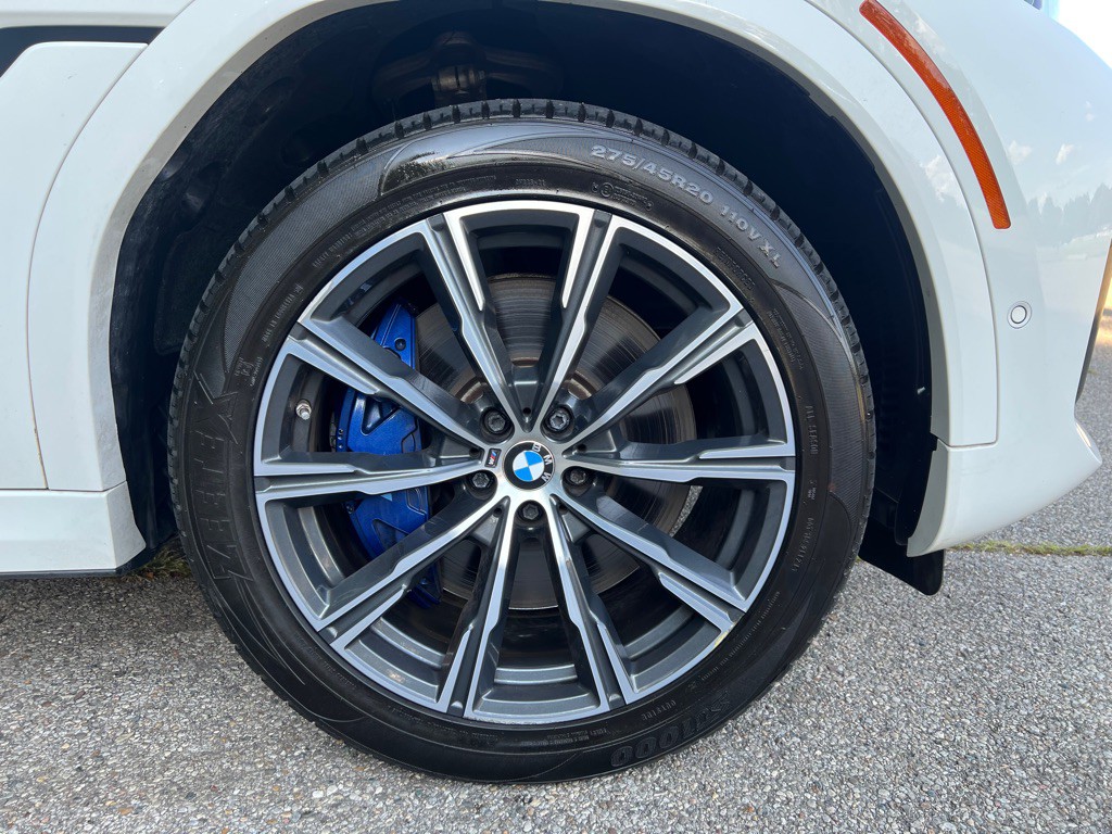 2020 BMW 5 Series Image 40
