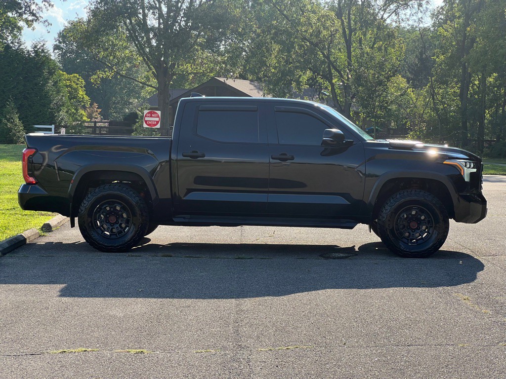 2023 Toyota Tundra Image 5