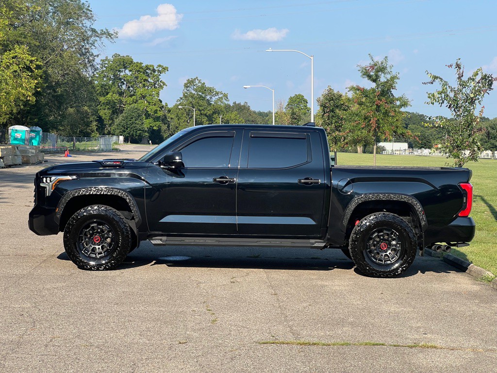 2023 Toyota Tundra Image 9
