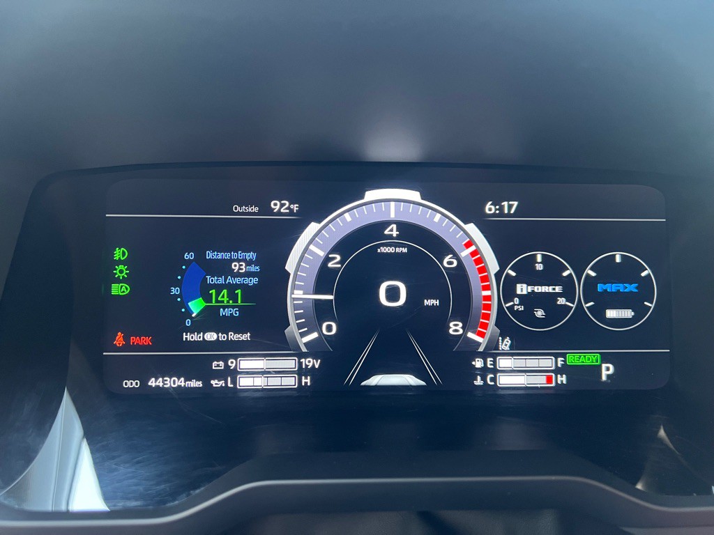 2023 Toyota Tundra Image 24