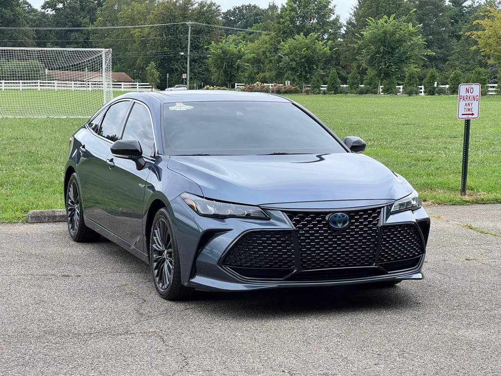 2019 Toyota Avalon Image 3