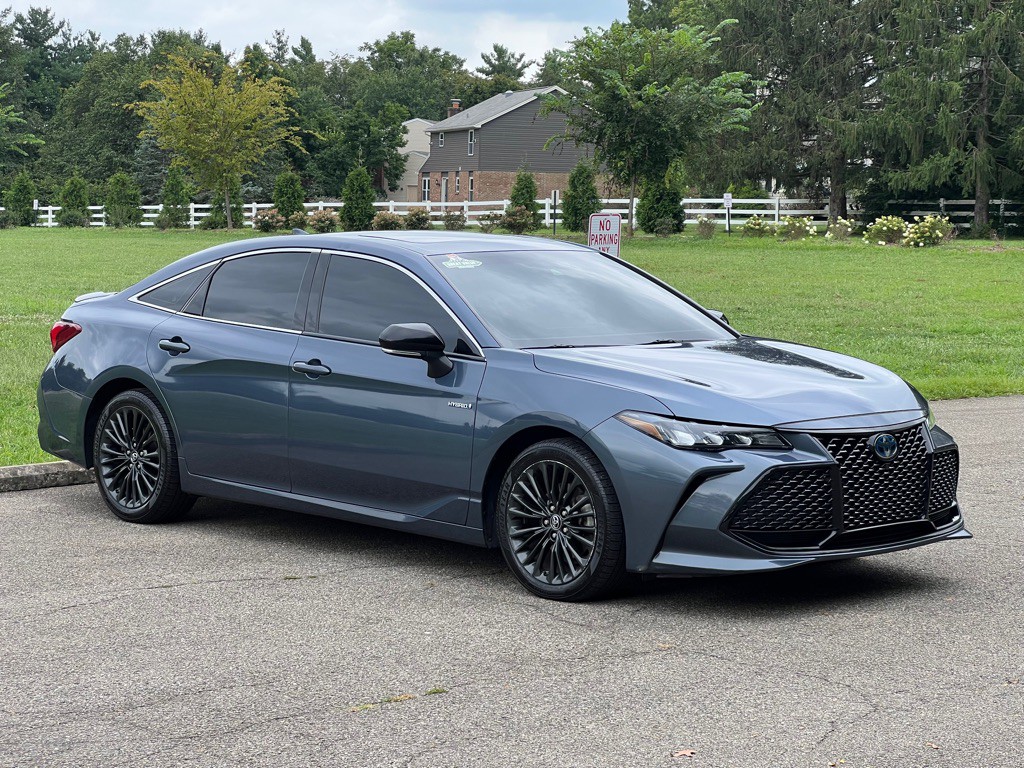 2019 Toyota Avalon Image 4