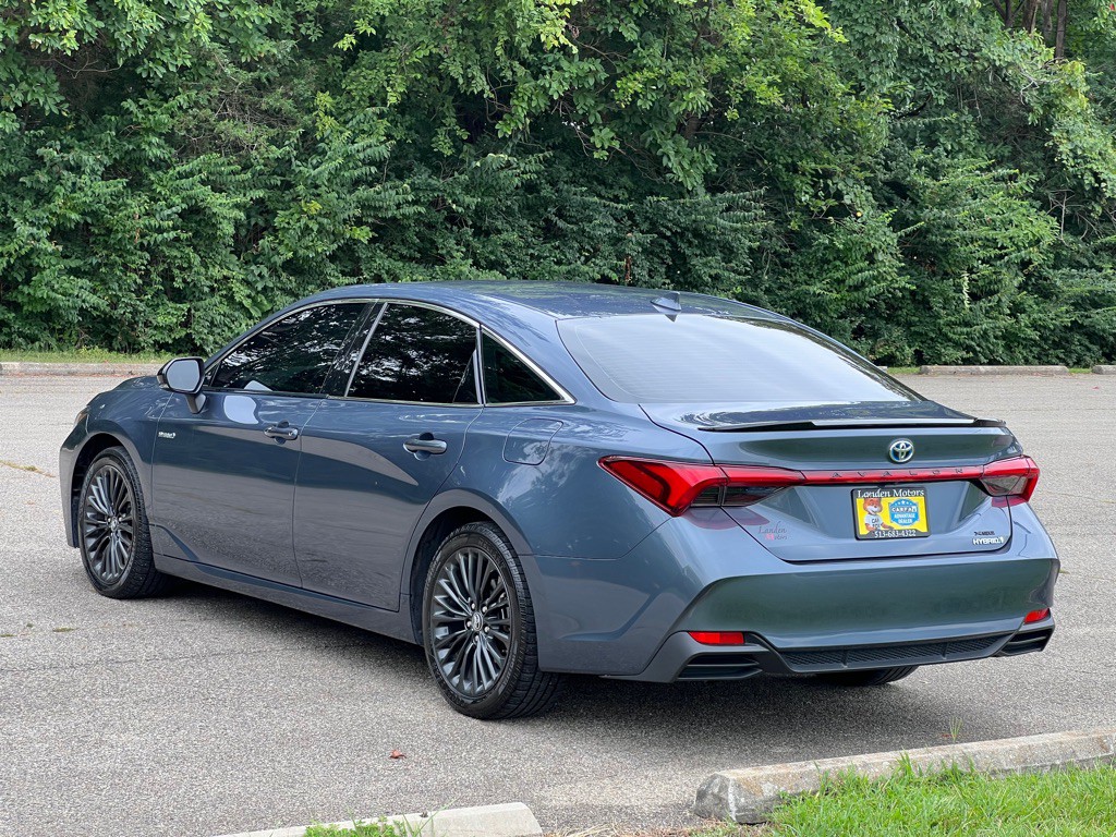 2019 Toyota Avalon Image 8
