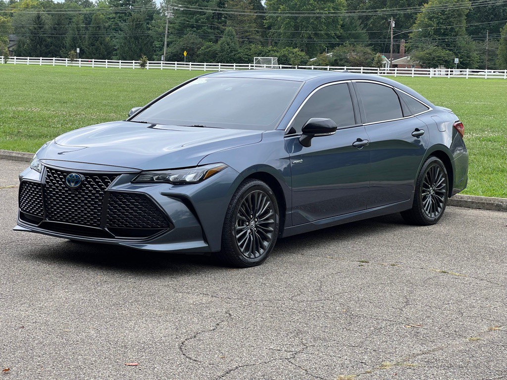2019 Toyota Avalon Image 10