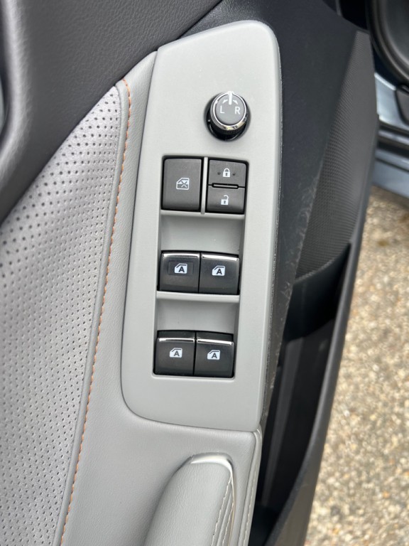 2019 Toyota Avalon Image 11
