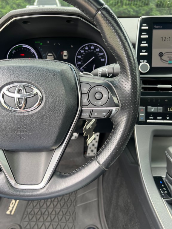 2019 Toyota Avalon Image 24