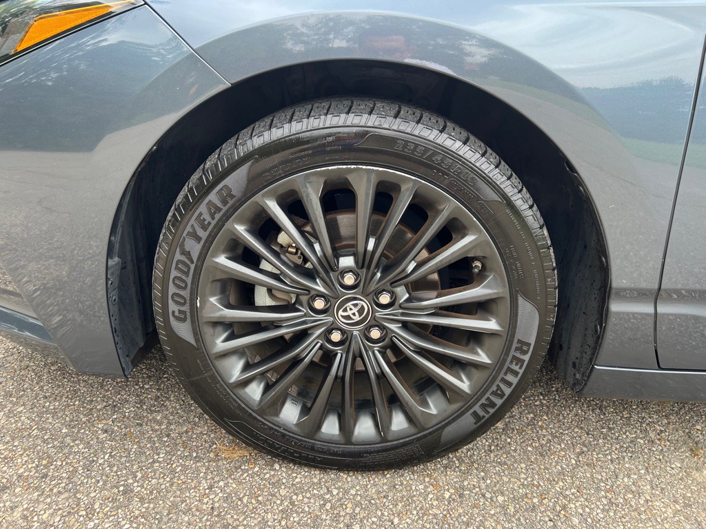 2019 Toyota Avalon Image 36