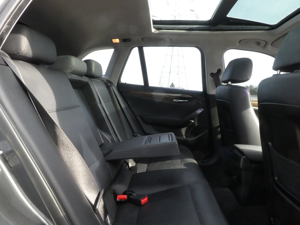 2015 BMW X1 Image 19