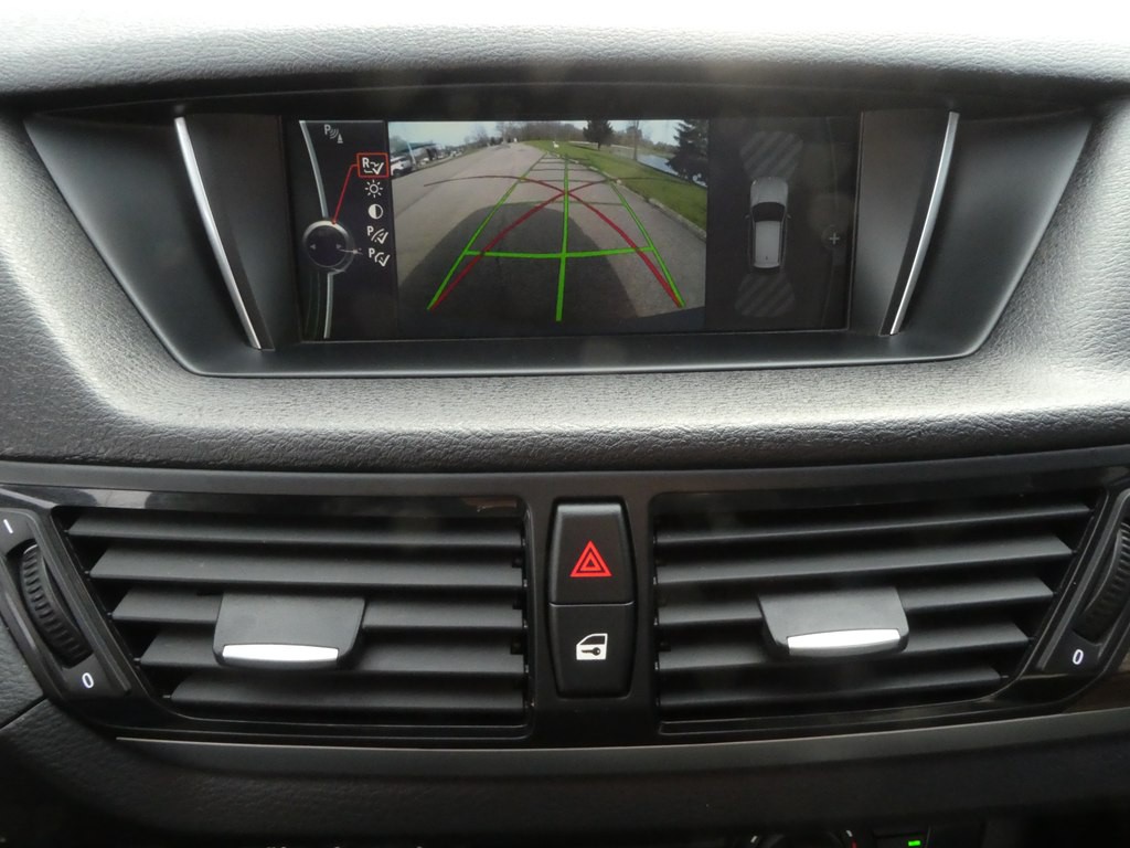 2015 BMW X1 Image 28