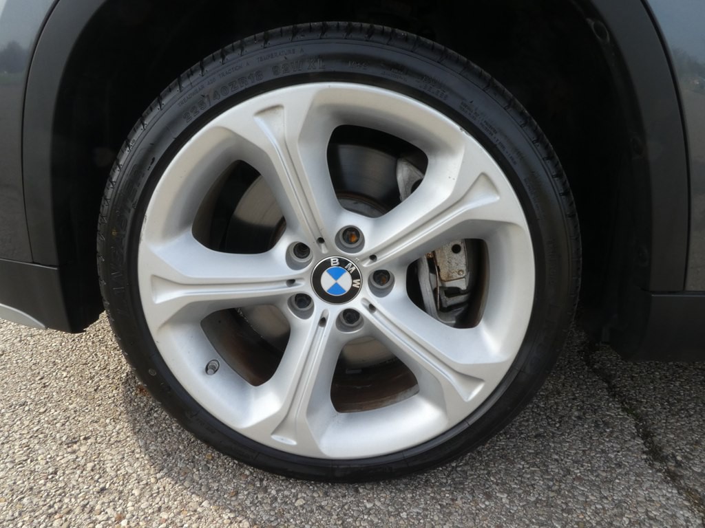 2015 BMW X1 Image 36