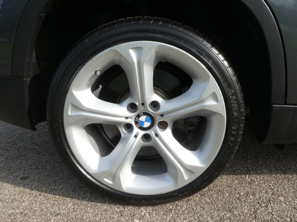 2015 BMW X1 Image 38