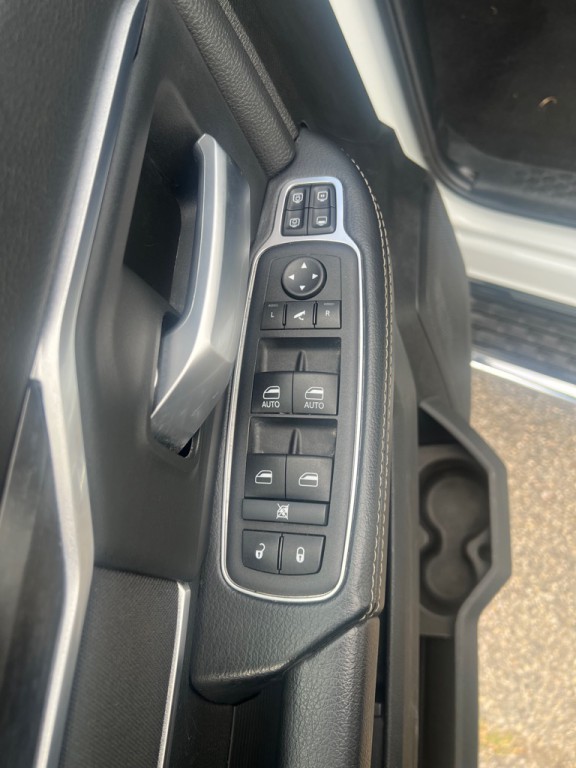 2024 RAM 3500 Image 10