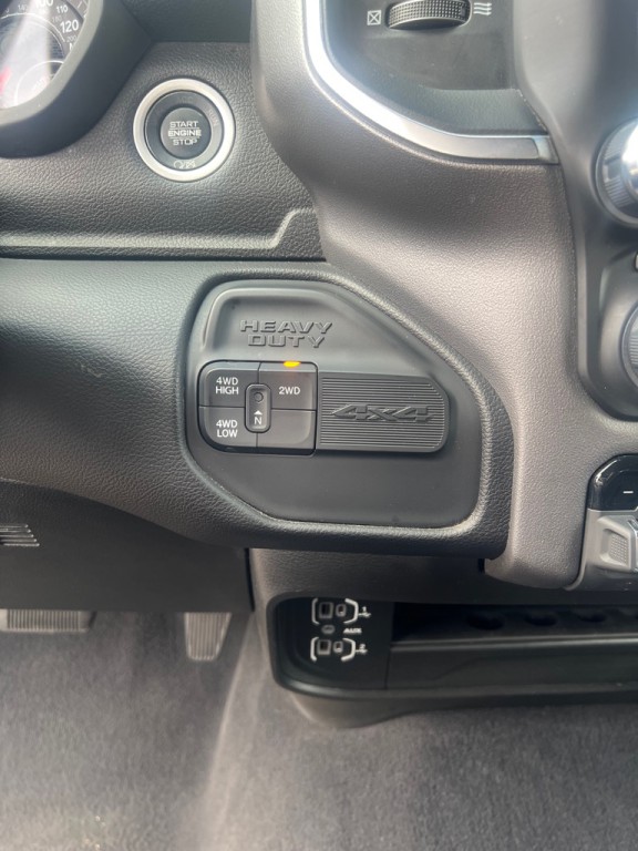2024 RAM 3500 Image 20