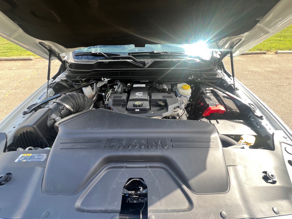 2024 RAM 3500 Image 29
