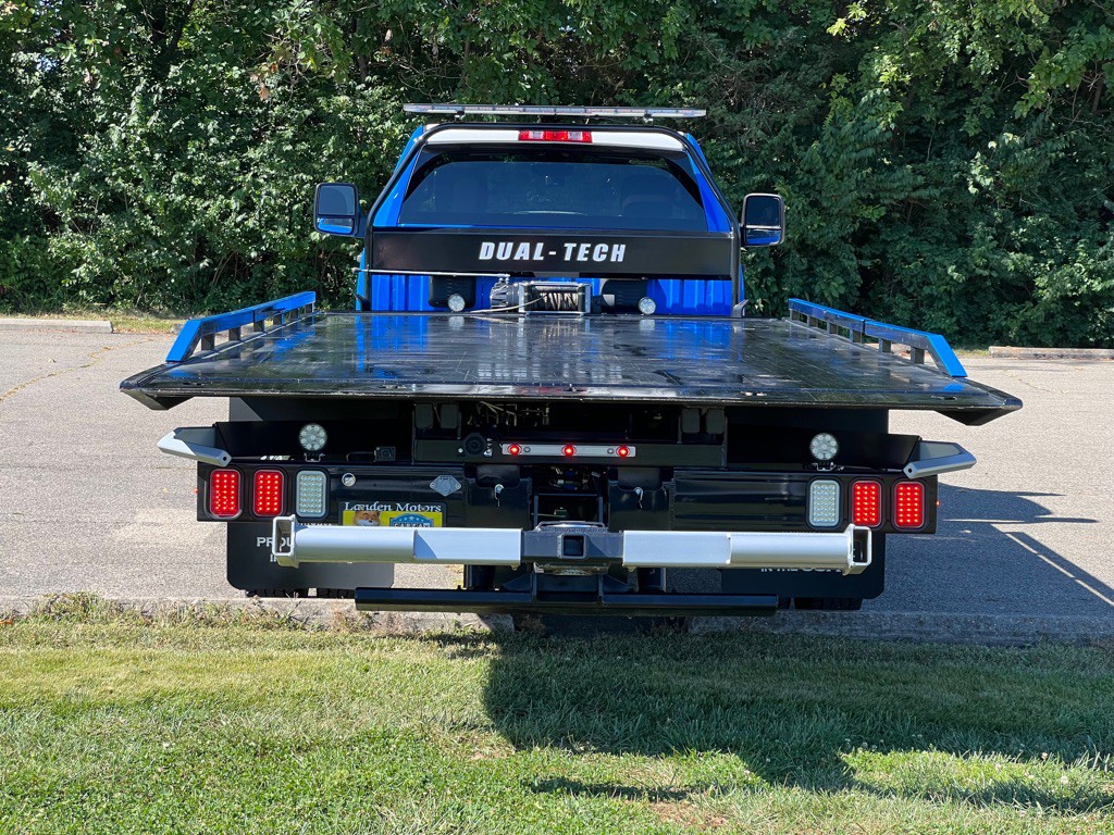 2023 RAM 5500 Image 7