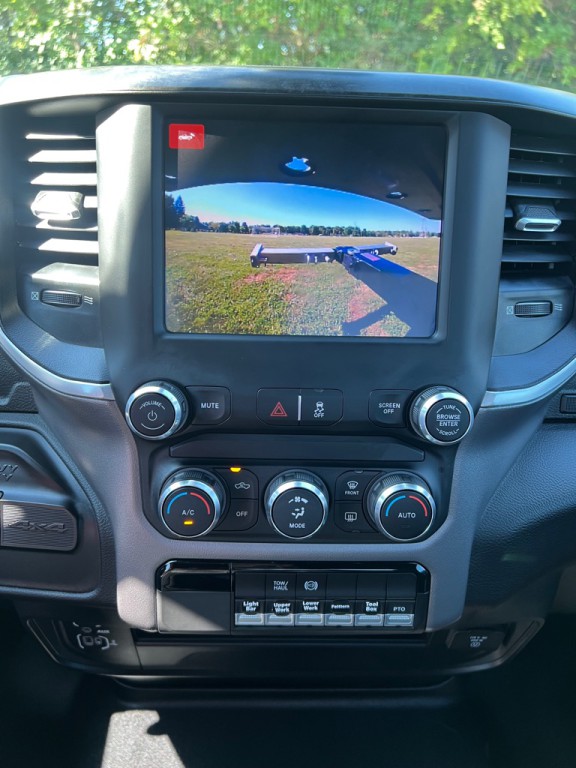 2023 RAM 5500 Image 30