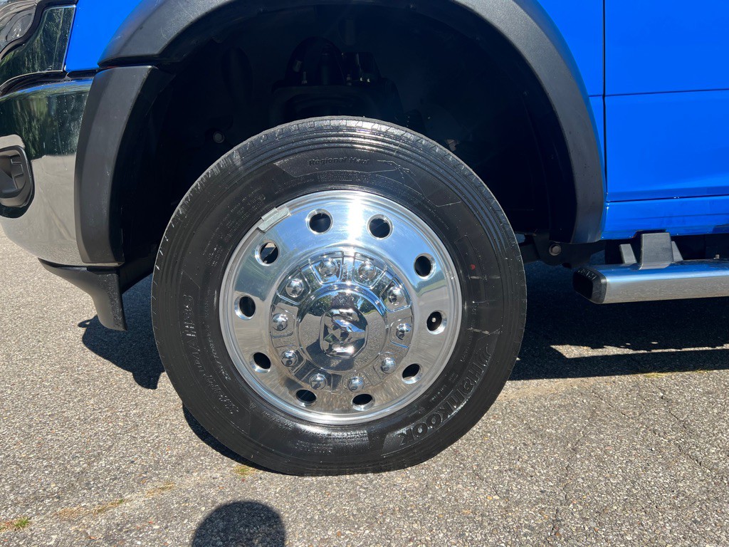 2023 RAM 5500 Image 31