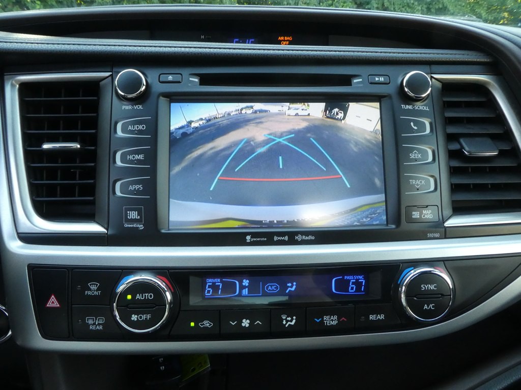 2016 Toyota Highlander Image 31