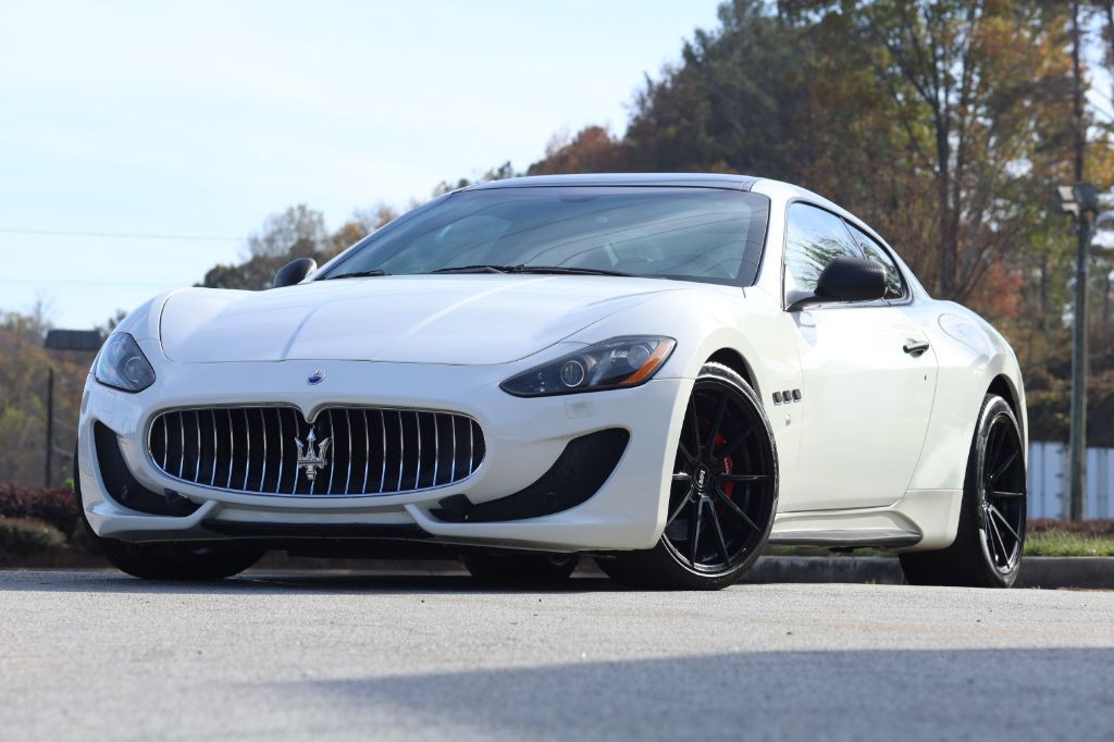 2014 Maserati GranTurismo Image 1